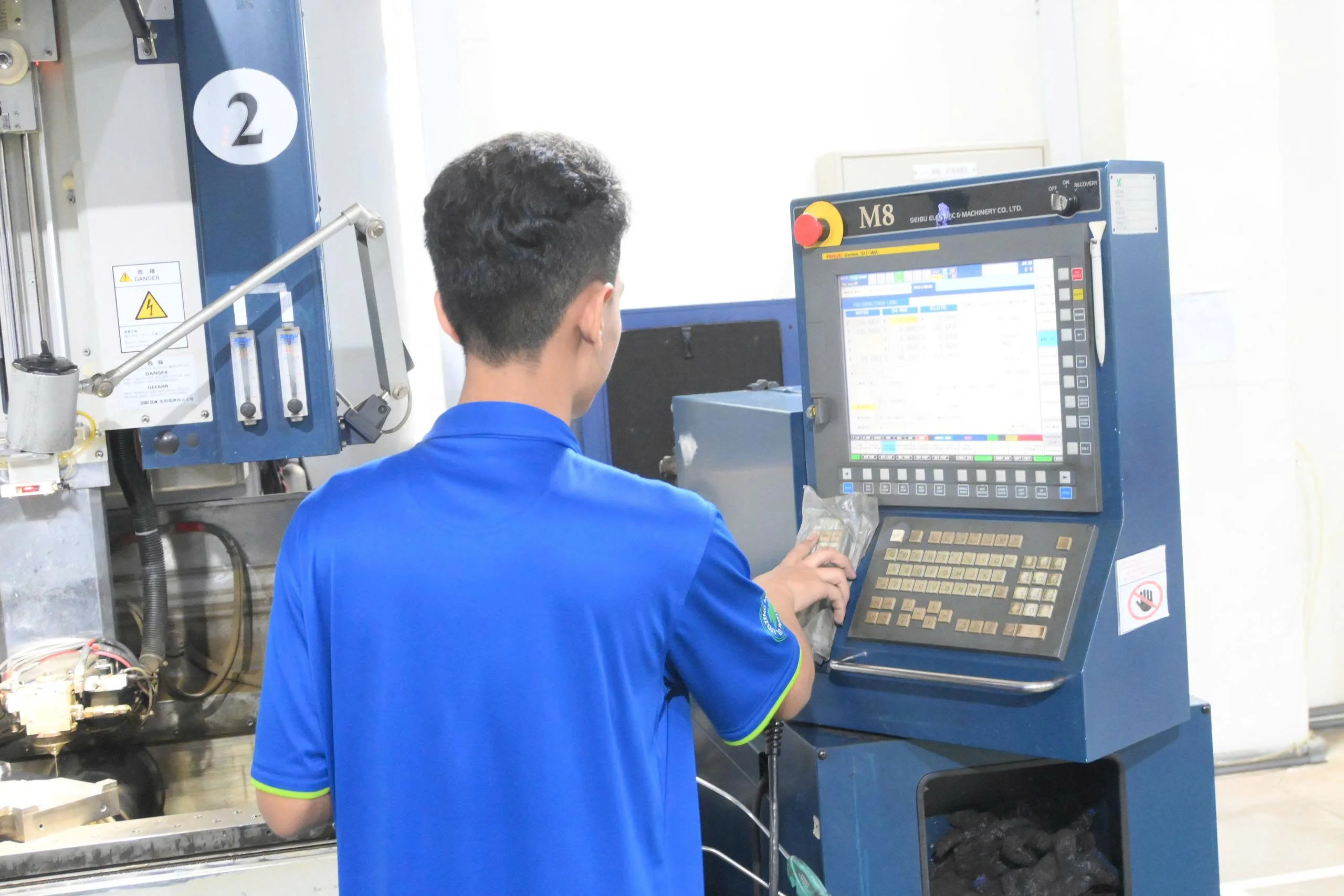 Đúc ép nhựa tại Việt Nam