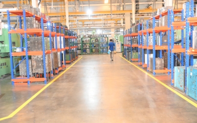 Làm thế nào để xử lý lỗi cong vênh và bavia trong ép nhựa công nghiệp?