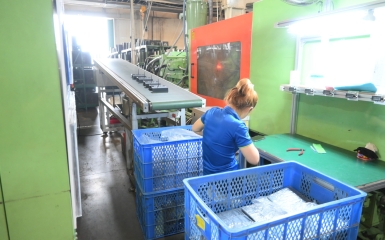 Quality-Controlled ABS PP POM Injection Molding Services