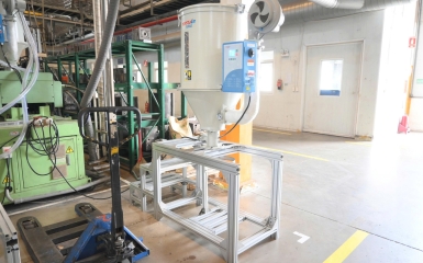 Thiết kế khuôn mẫu nhựa chính xác cao theo yêu cầu