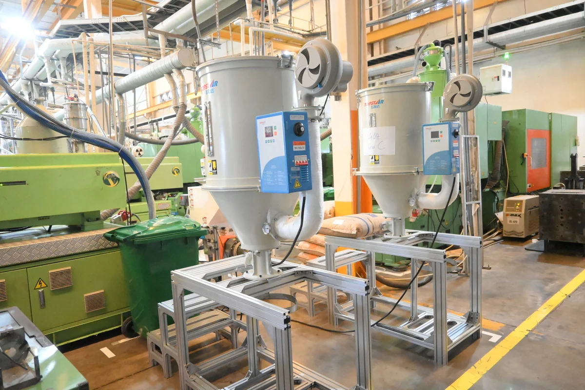 Ép nhựa linh kiện công nghiệp