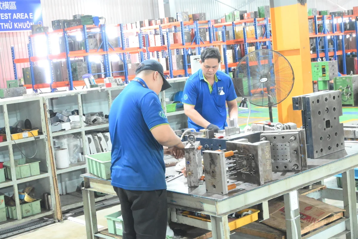 Chế tạo khuôn ép nhựa