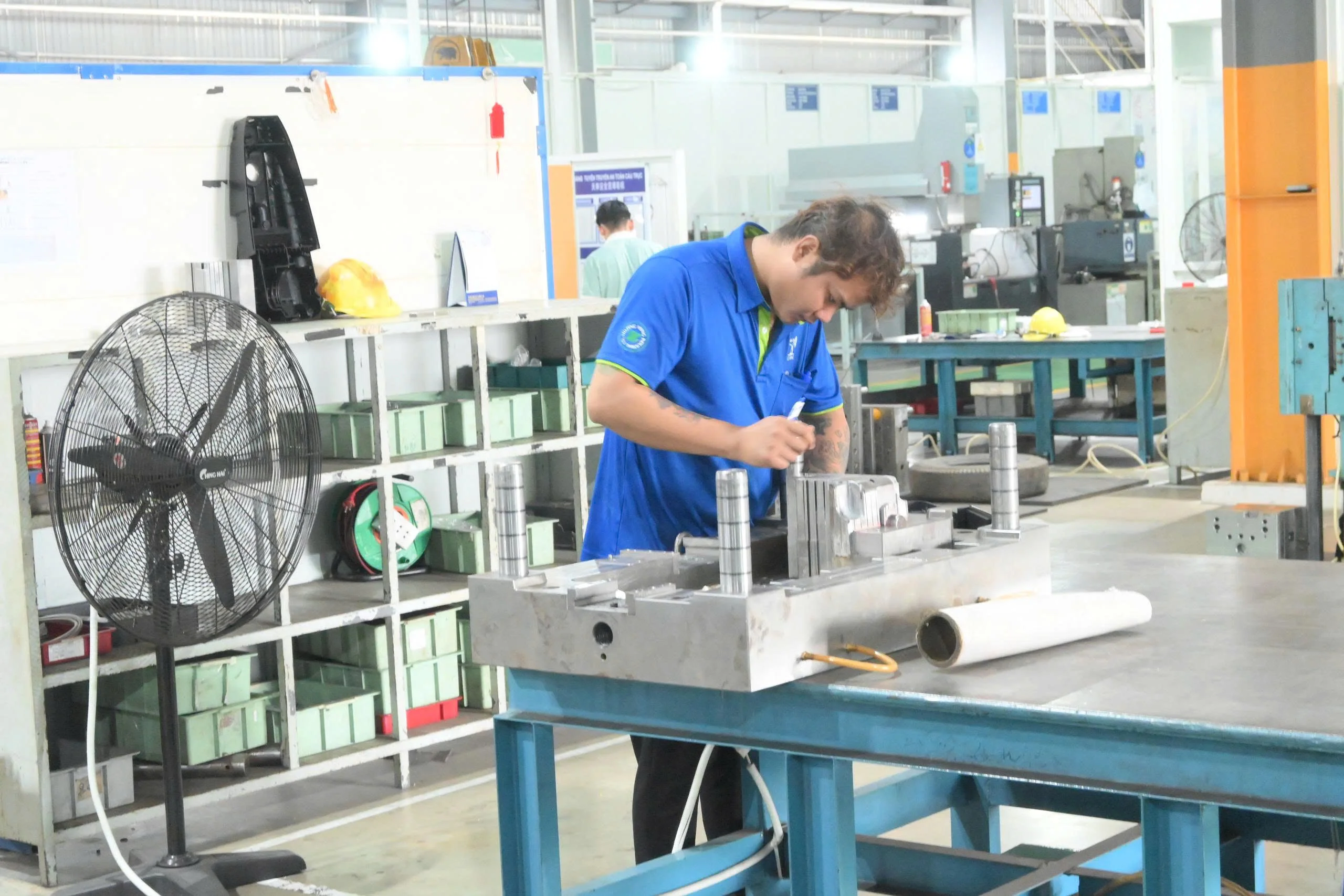 Gia công khuôn ép nhựa